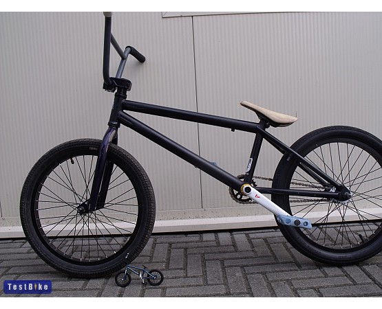 Fit Hawk V2 2009, vincent képe BMX váz
